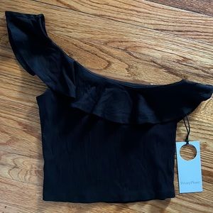 One shoulder crop top